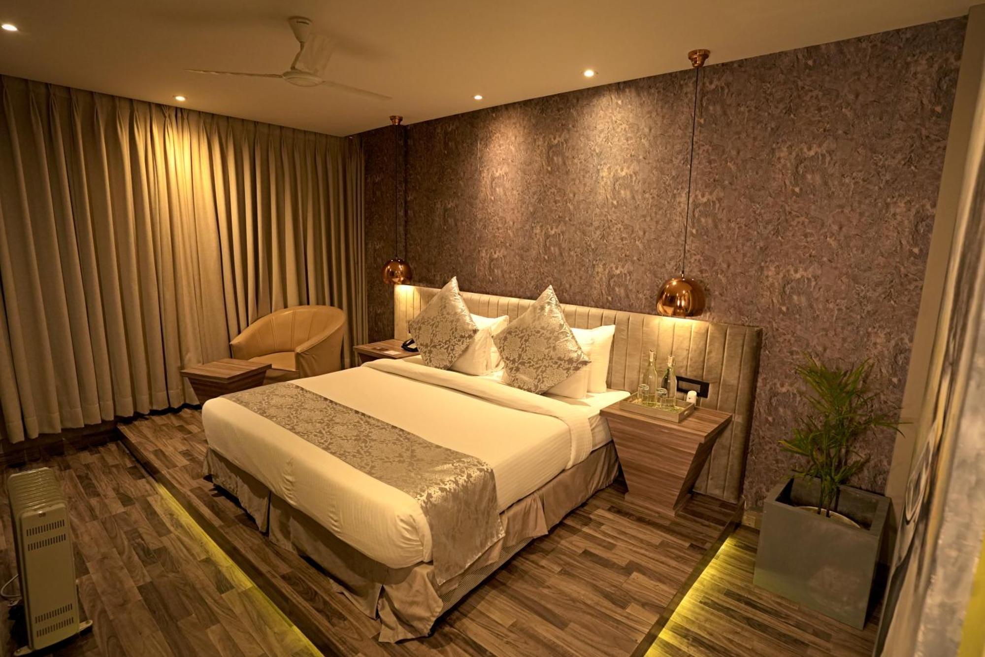สเตอร์ลิง ปาล์ม บลิส ฤษีเกศ Hotel ริชิเคช ภายนอก รูปภาพ